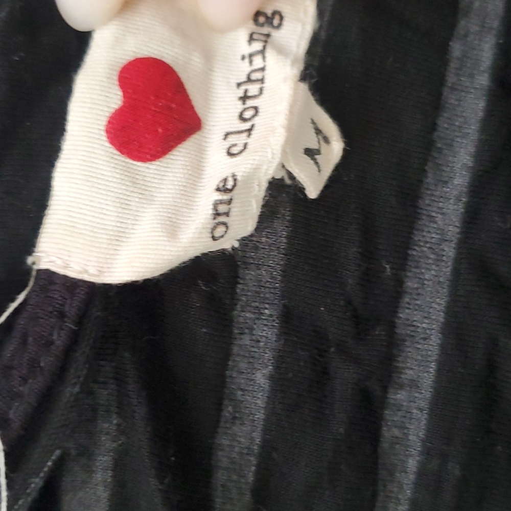 2 stripped cropped tops size med - Picture 5 of 6